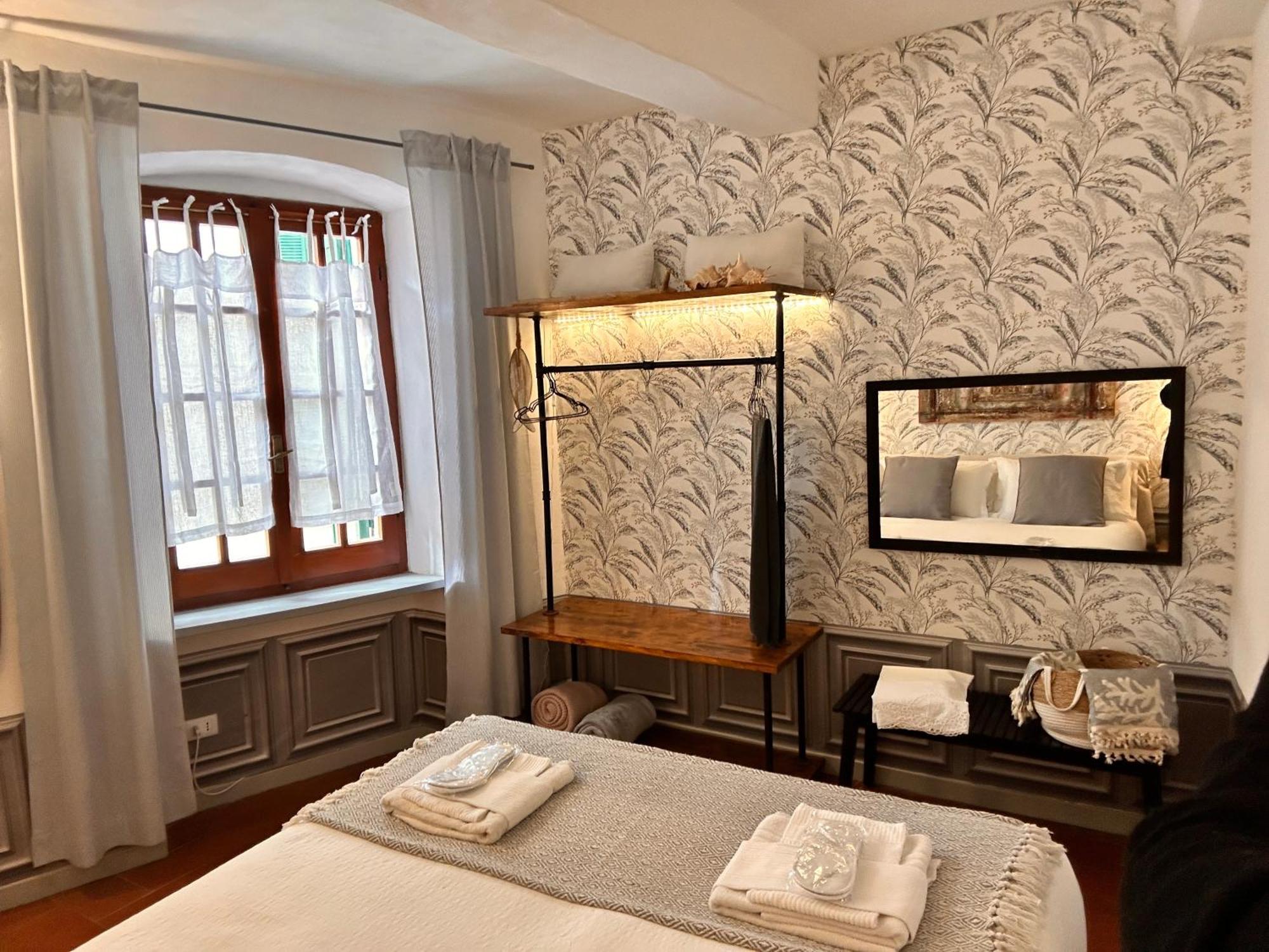 Compagnia Del Mare, Cinque Terre Full Apt X 2, Centro Storico,5 Minuti Dal Mare! Ριοματζόρε Εξωτερικό φωτογραφία